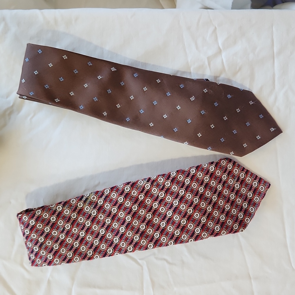 Vintage Ties, Vanities Tie With Circles, Smith & Logsdon In Brown